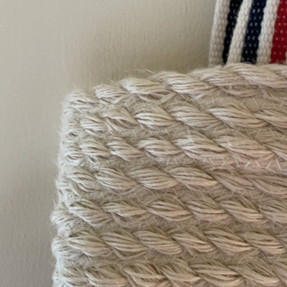 🏖️ 3/$15 New coil rope tote bag - Picture 3 of 5